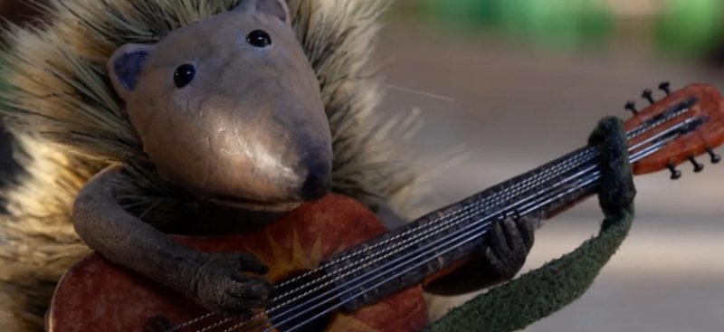 The Drifting Guitar Sophie Roze animation film still